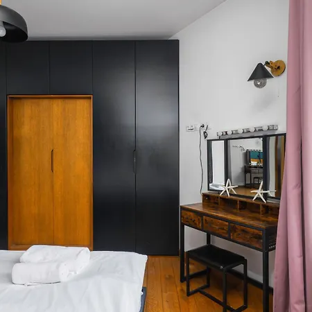 2bd Flat - 2 Min To Vitosha Blvd